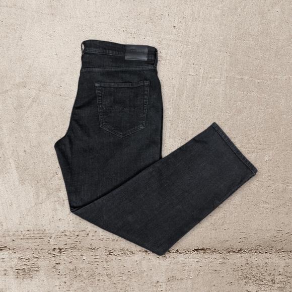 Lucky Brand 223 Black Straight Leg Jeans - Picture 3 of 7